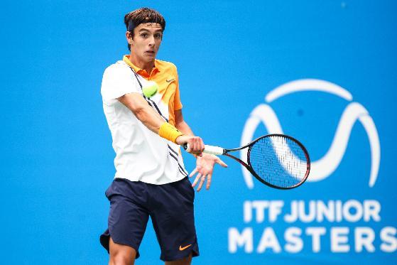 他在比賽末 他在比賽末