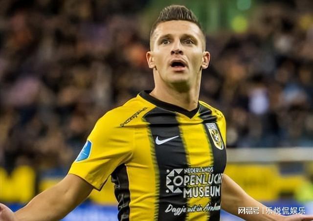 了测试阵容 了测试阵容