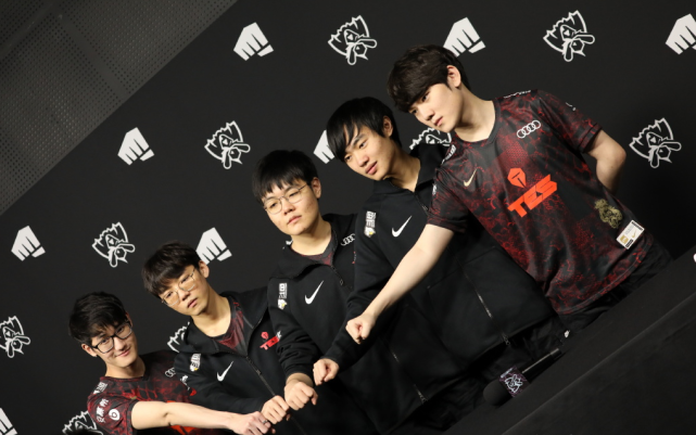 选择留队 选择留队